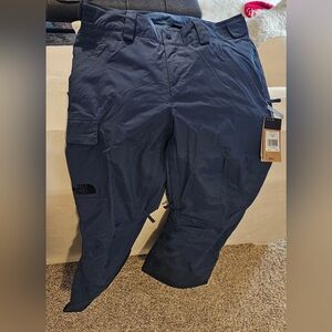 NWT The North Face Women's Snowpants Dark Blue Cargo Adjustable Waisteband